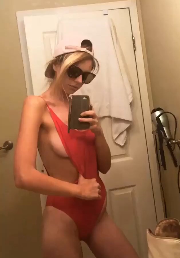 Maddie Phillips nude. Photo - 17