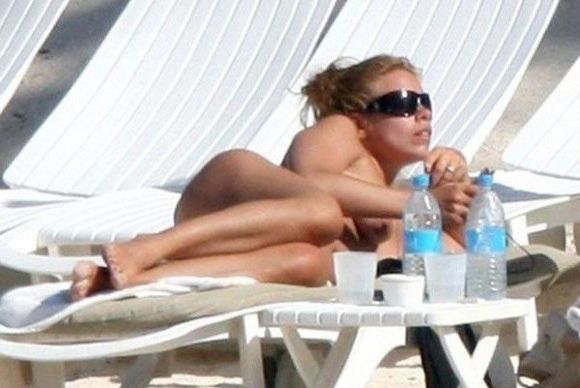 Billie Piper nude. Photo - 20