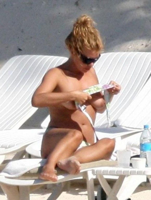 Billie Piper nude. Photo - 22