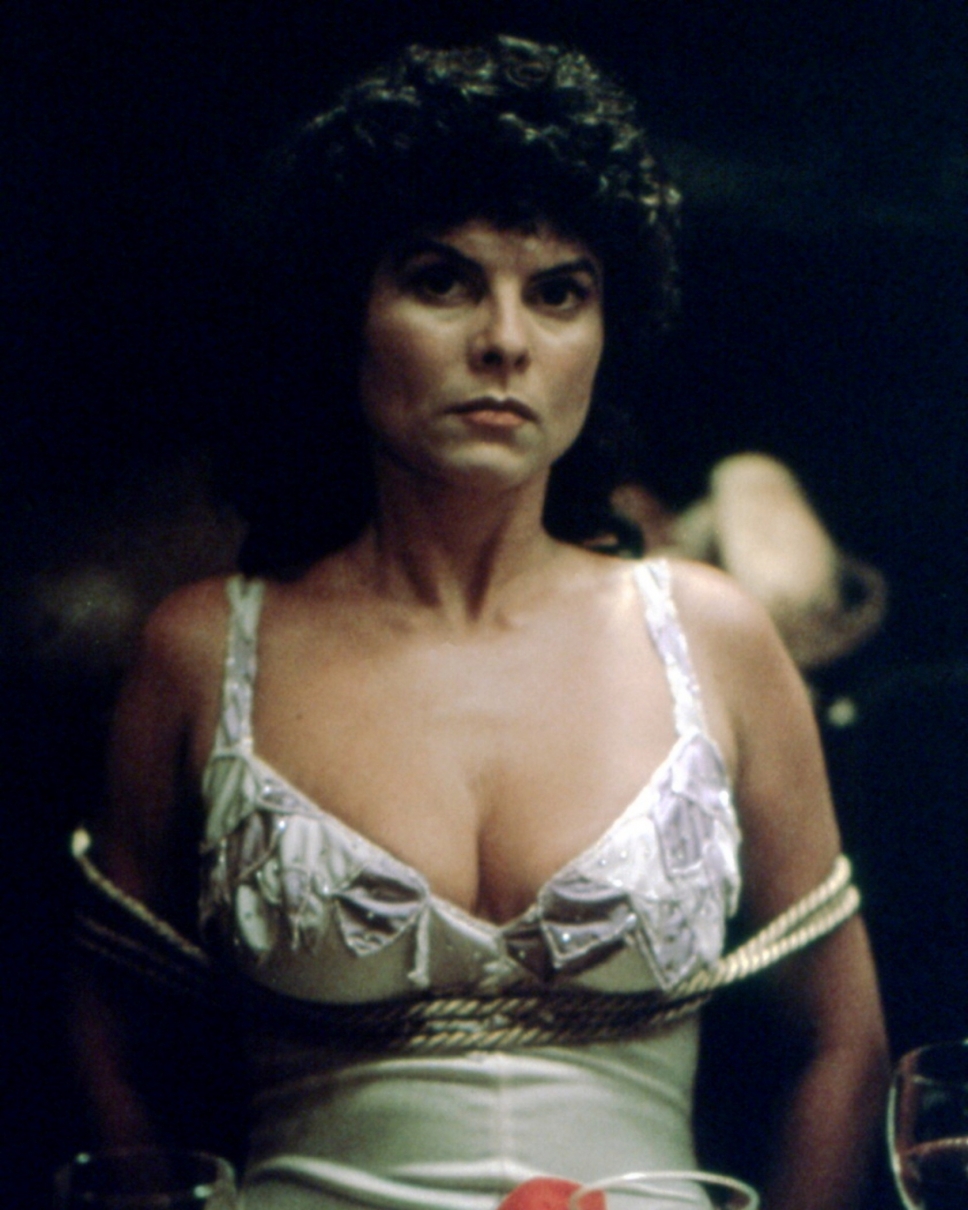 Adrienne Barbeau nude. Photo - 14