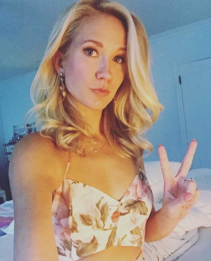 Anna Camp nude. Photo - 14