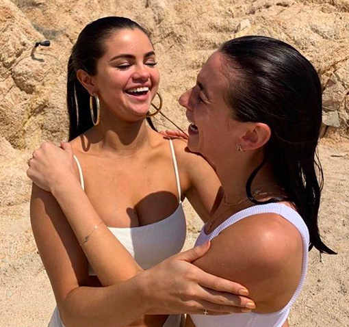 Selena Gomez nude. Photo - 28